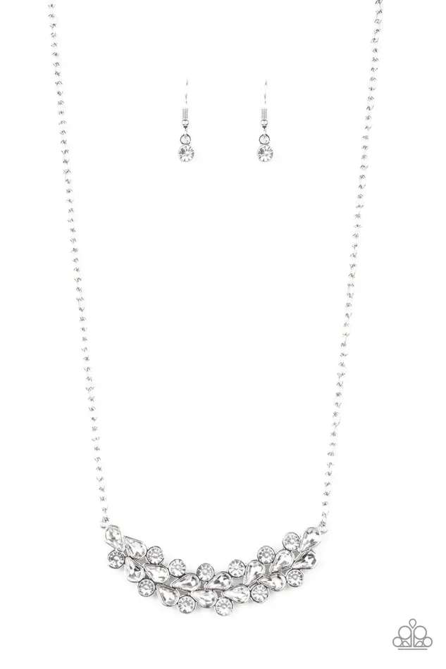 Necklaces Paparazzi Jewelry Paparazzi Necklace Special Treatment White
