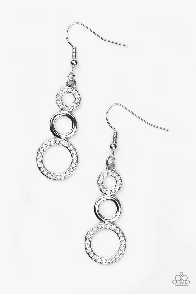 Paparazzi Jewelry Earrings Paparazzi Earring Bubble Bustle White