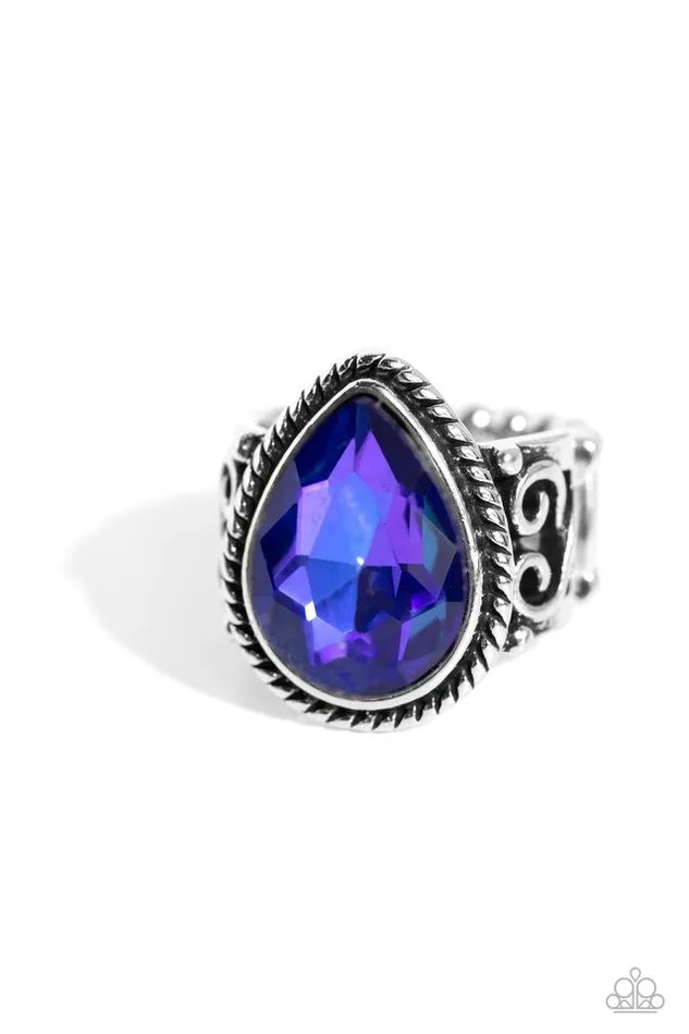 Paparazzi Jewelry Rings Paparazzi Ring Supernatural Sparkle Purple